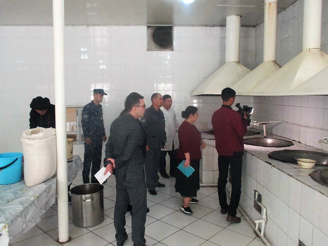 Омбудсманом и общественными группами при ней осуществлены мониторинговые визиты в места содержания лиц с ограниченной свободой передвижения в Республике Каракалпакстан