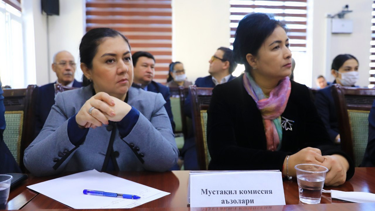 Komissiya aʼzolari sud jarayonlarining barcha bosqichlarida ishtirok etishmoqda